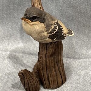 Vintage Danbury Mint Baby Songbirds Shrike Resin Figurine Collectible